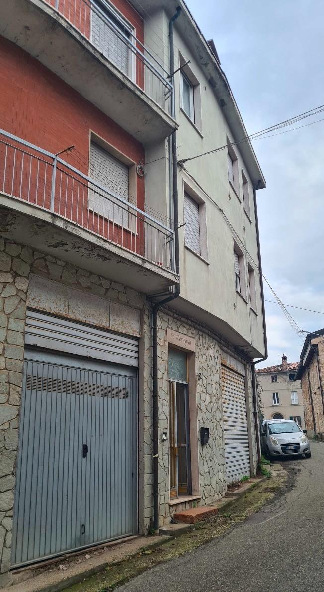 Quadrilocale in vendita a Rovescala