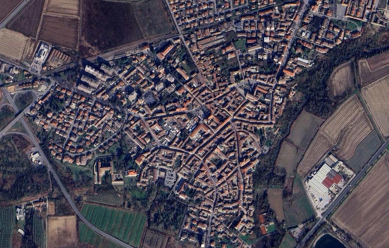 Quadrilocale da ristrutturare a Sannazzaro de' Burgondi