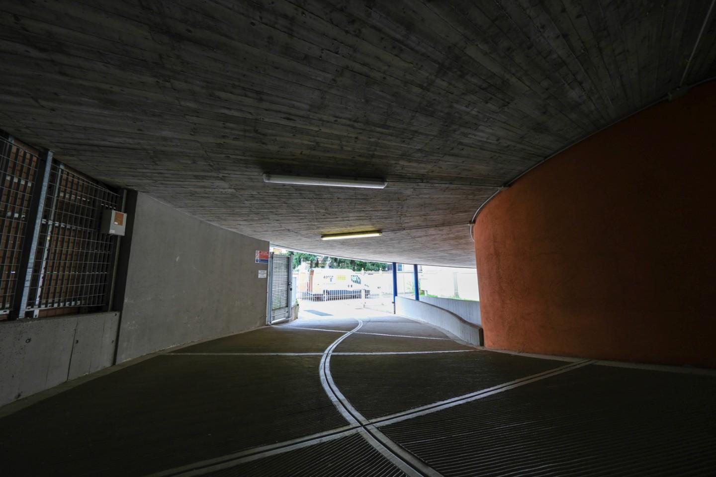 Box/Garage 14mq in vendita a Milano