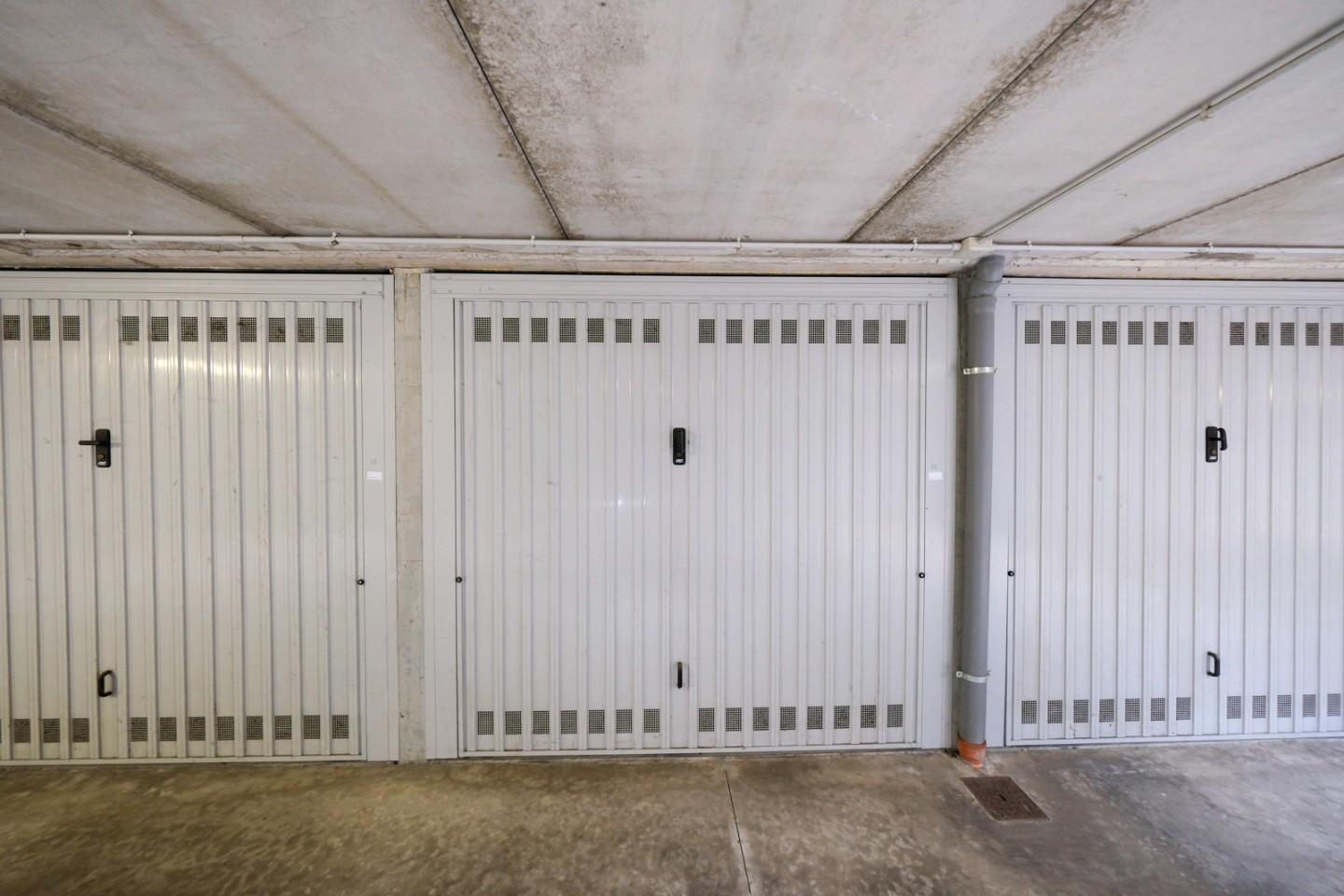 Box/Garage 16mq in vendita, Peschiera Borromeo bettola