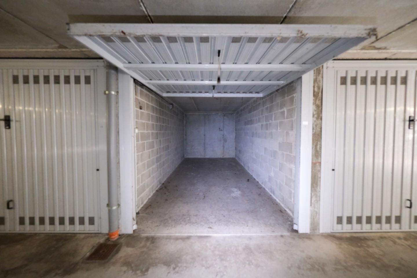 Box/Garage 15mq in vendita, Peschiera Borromeo bettola