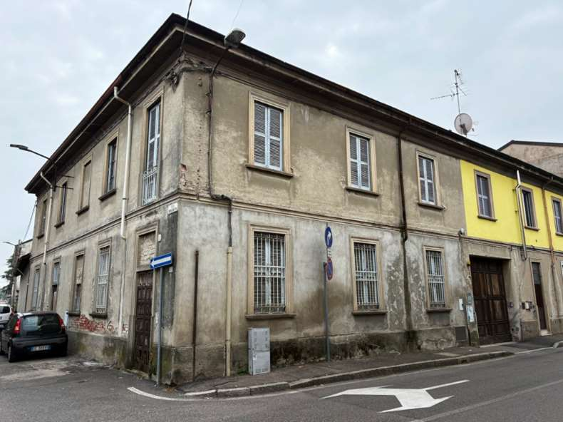 Quadrilocale con giardino a Cesano Maderno