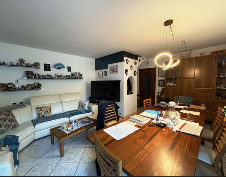 Quadrilocale con giardino a Cesano Maderno