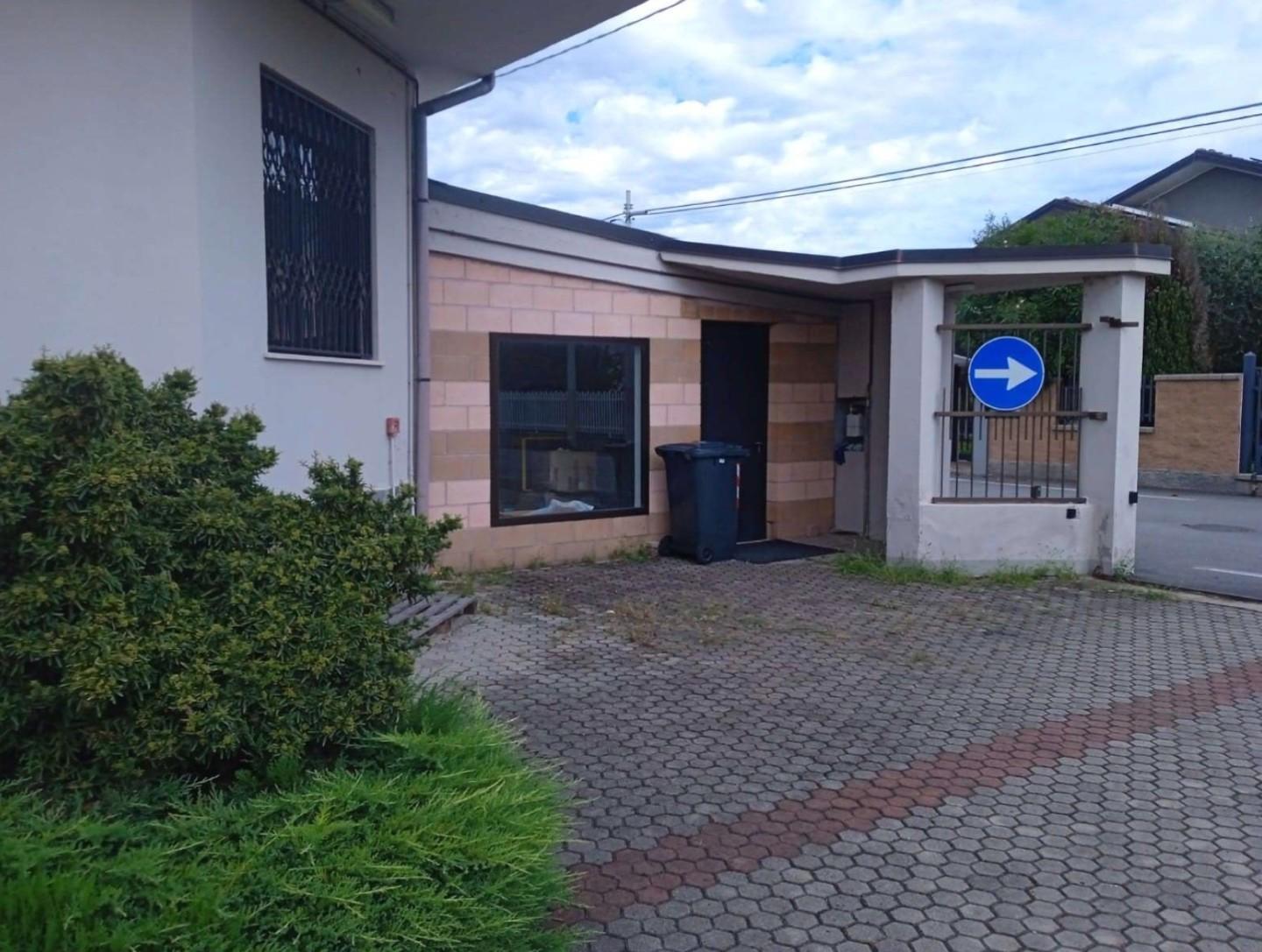 Capannone in vendita a Castano Primo