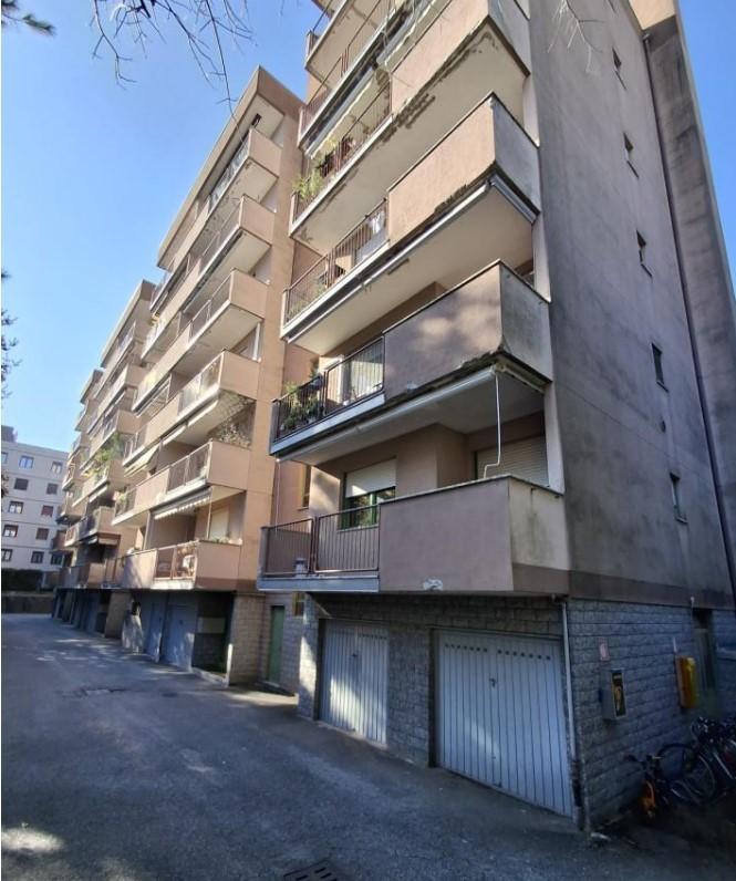 Quadrilocale da ristrutturare a Nova Milanese