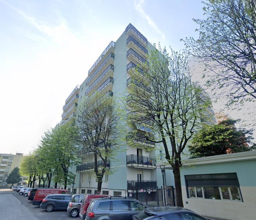 Quadrilocale in vendita a Pioltello