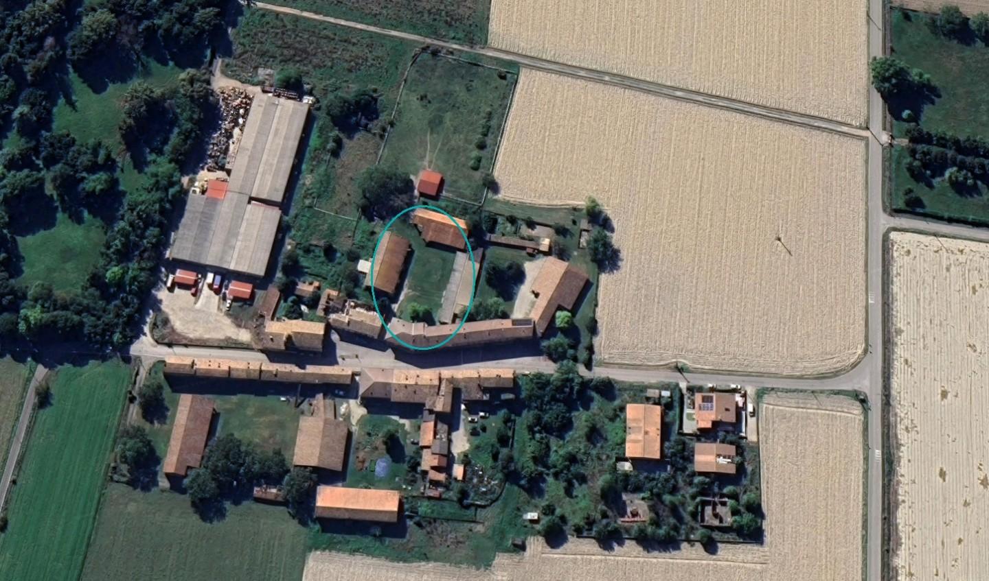 Capannone da ristrutturare a Voghera