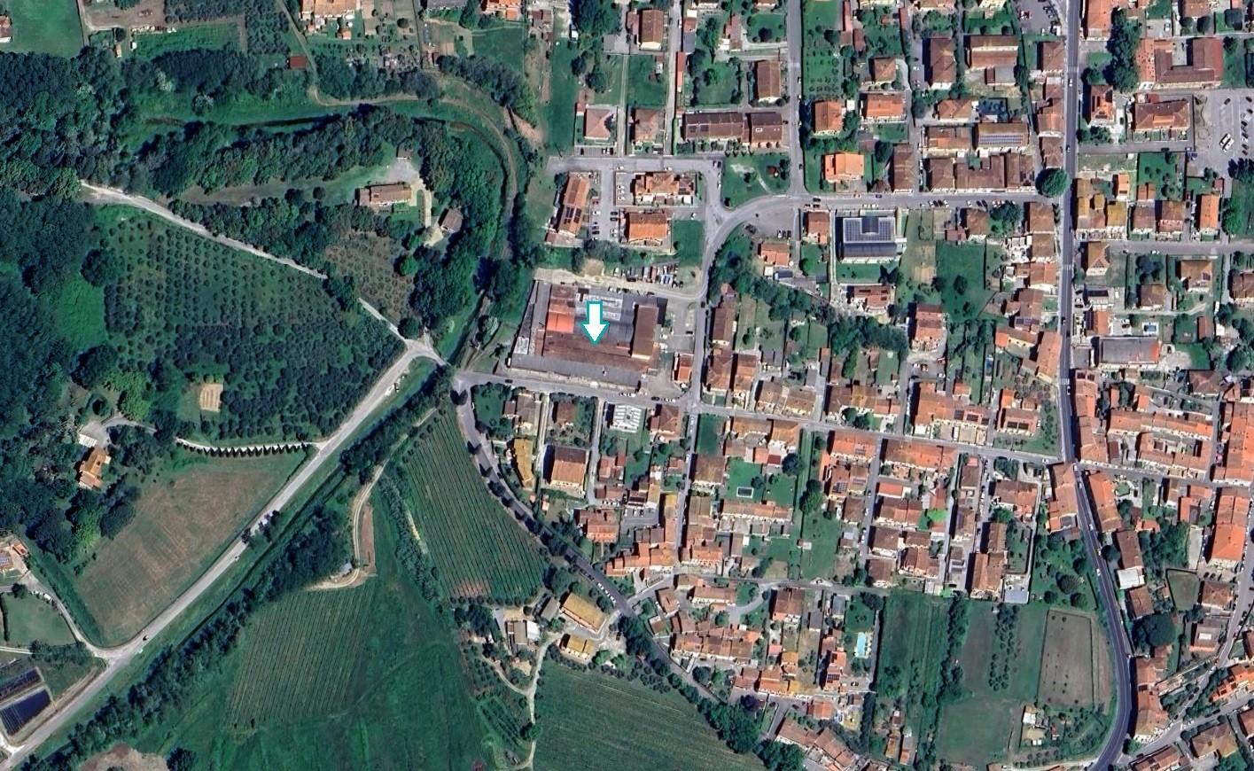 Capannone in vendita a Buti