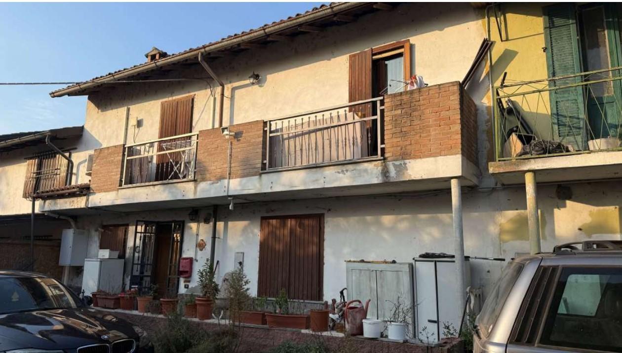 Quadrilocale da ristrutturare a Garlasco