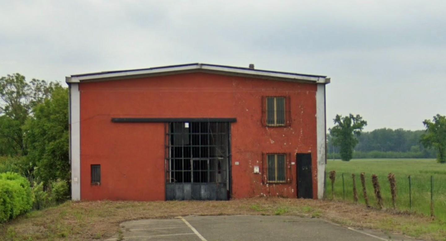 Capannone in vendita a Pinarolo Po