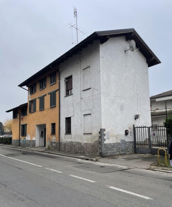 Trilocale da ristrutturare a Cornaredo