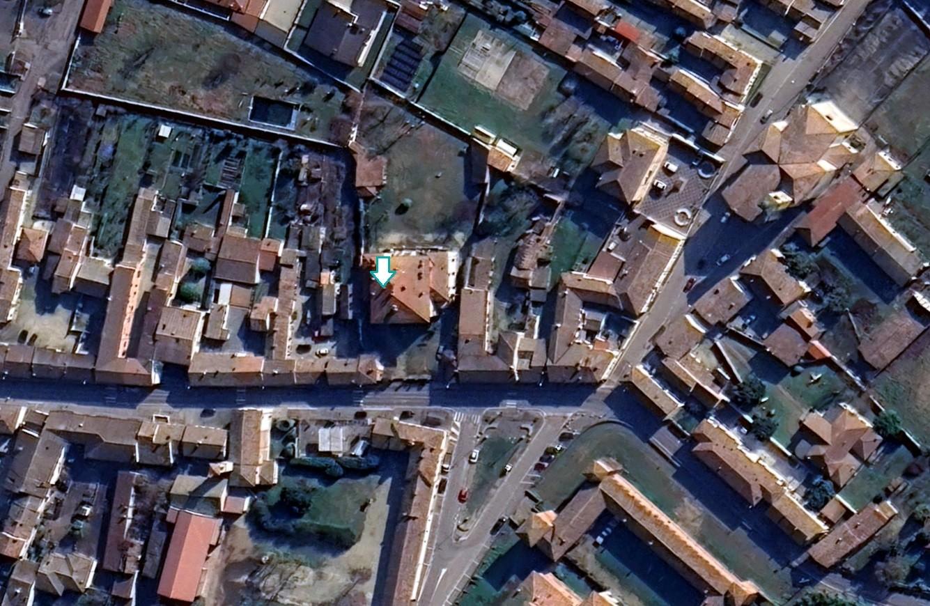 Villa da ristrutturare a Scaldasole