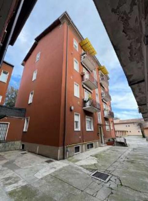 Quadrilocale in vendita a Usmate Velate