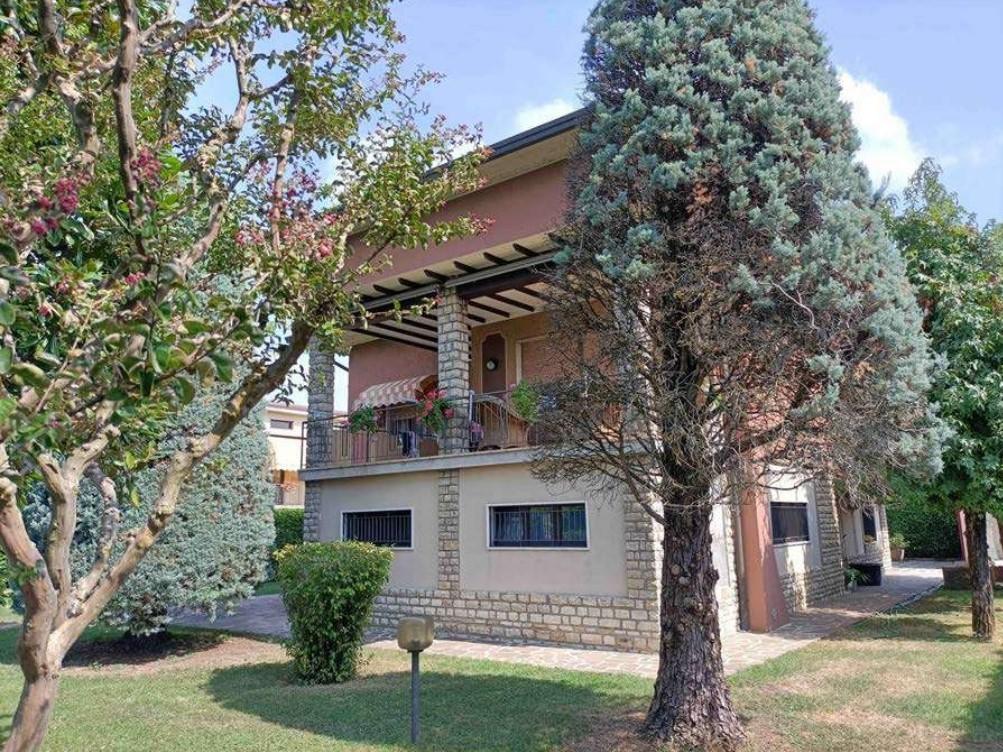 Villa in vendita a Palosco
