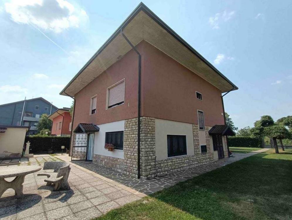 Villa in vendita a Palosco