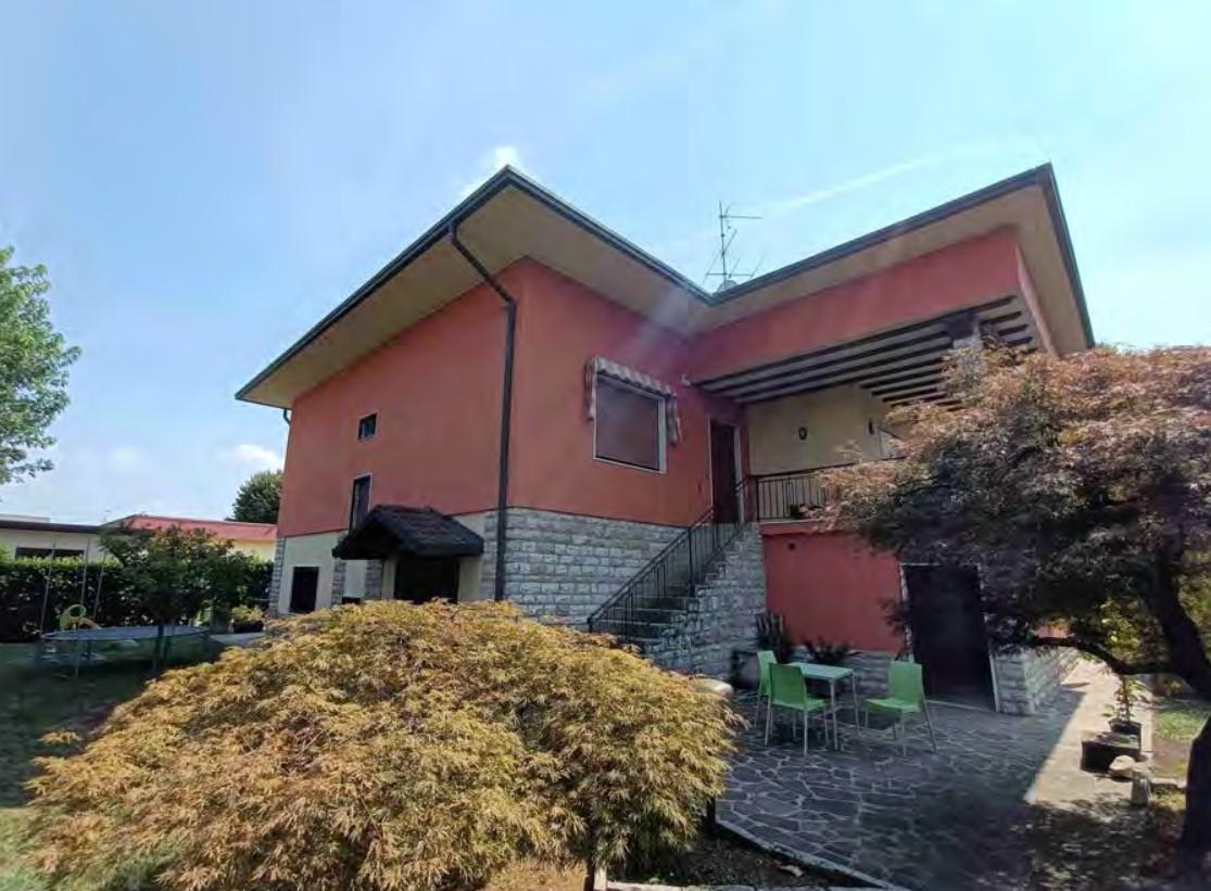 Villa in vendita a Palosco