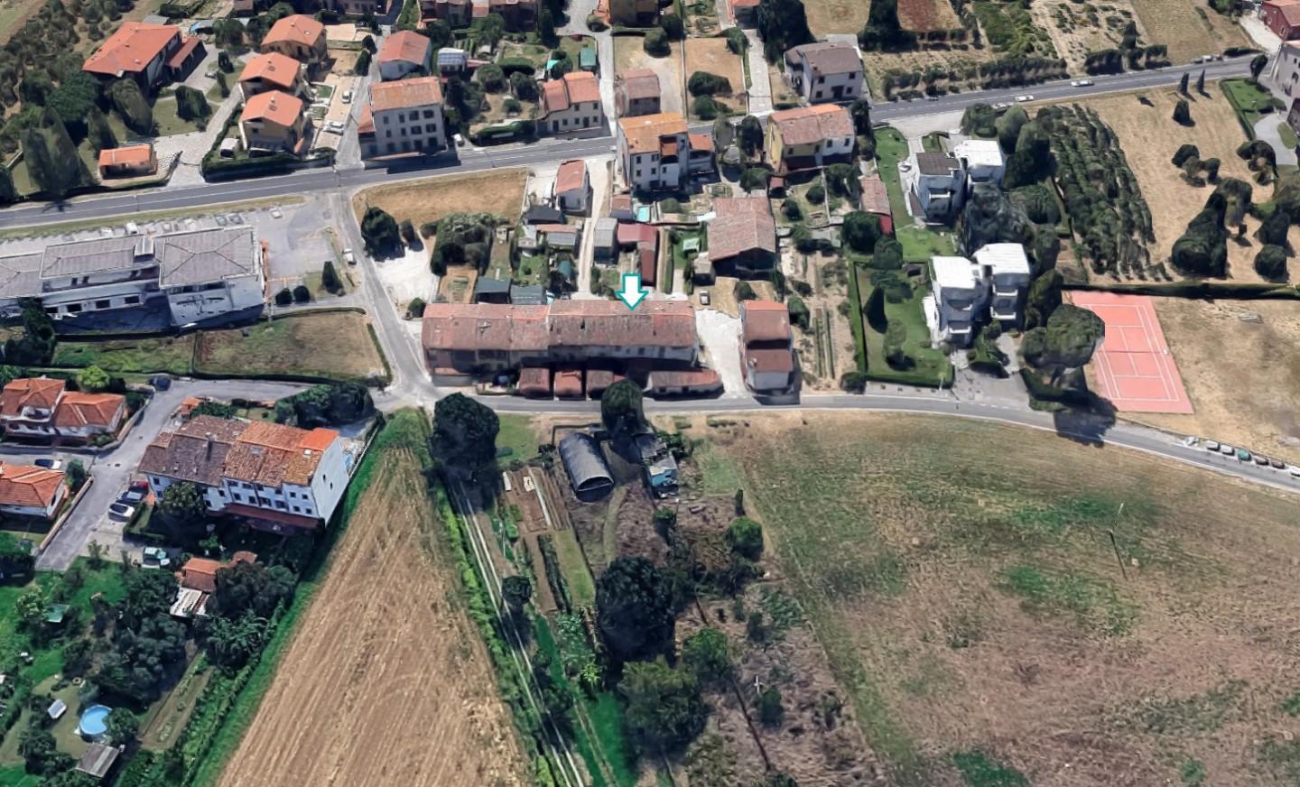 Villa da ristrutturare a Lucca