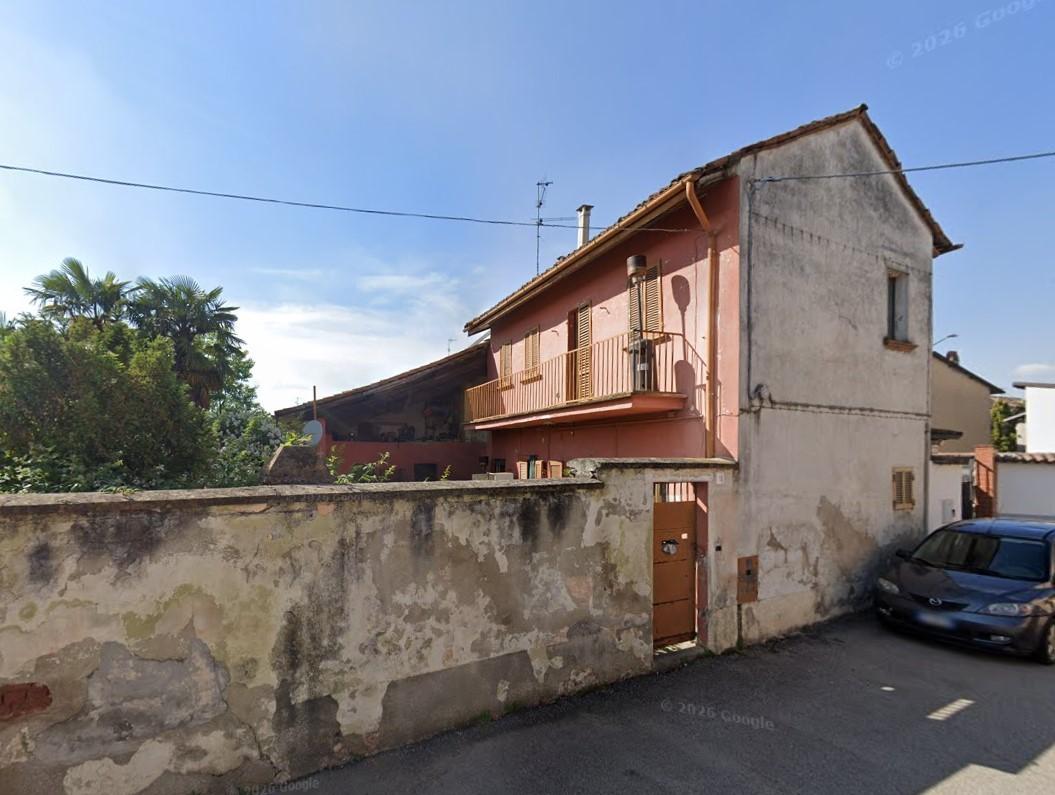 Quadrilocale da ristrutturare a Zeme