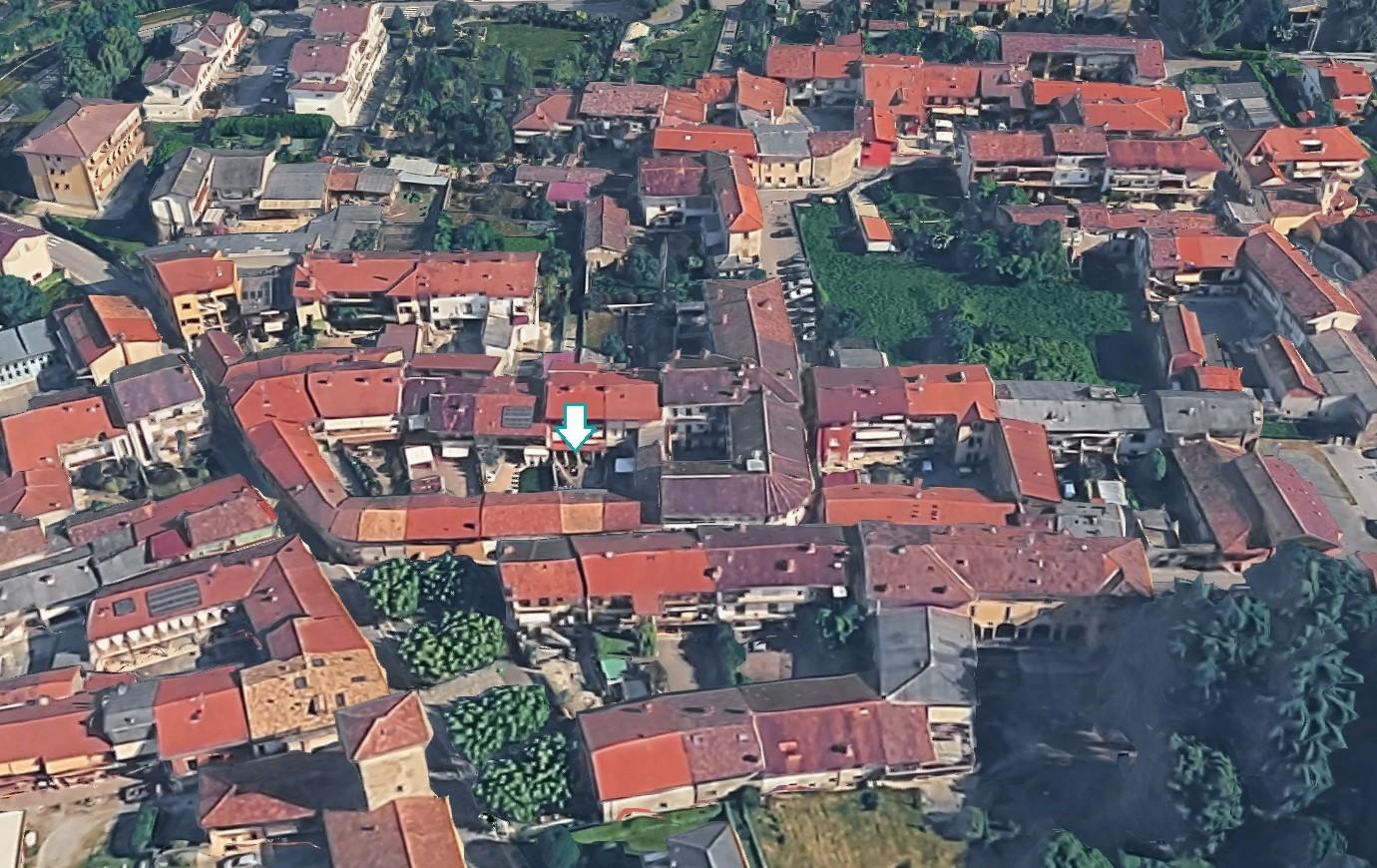 Trilocale da ristrutturare a Terno d'Isola