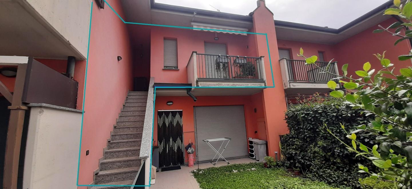 Quadrilocale in vendita a Fara Olivana con Sola