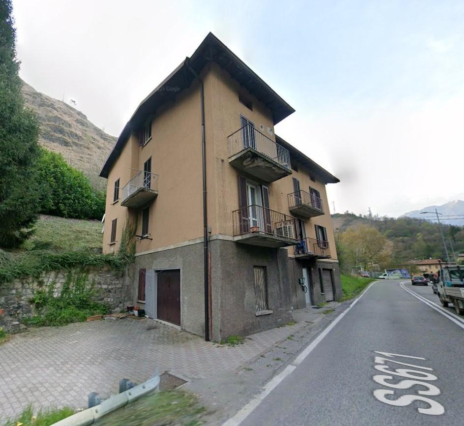 Quadrilocale da ristrutturare a Ponte Nossa