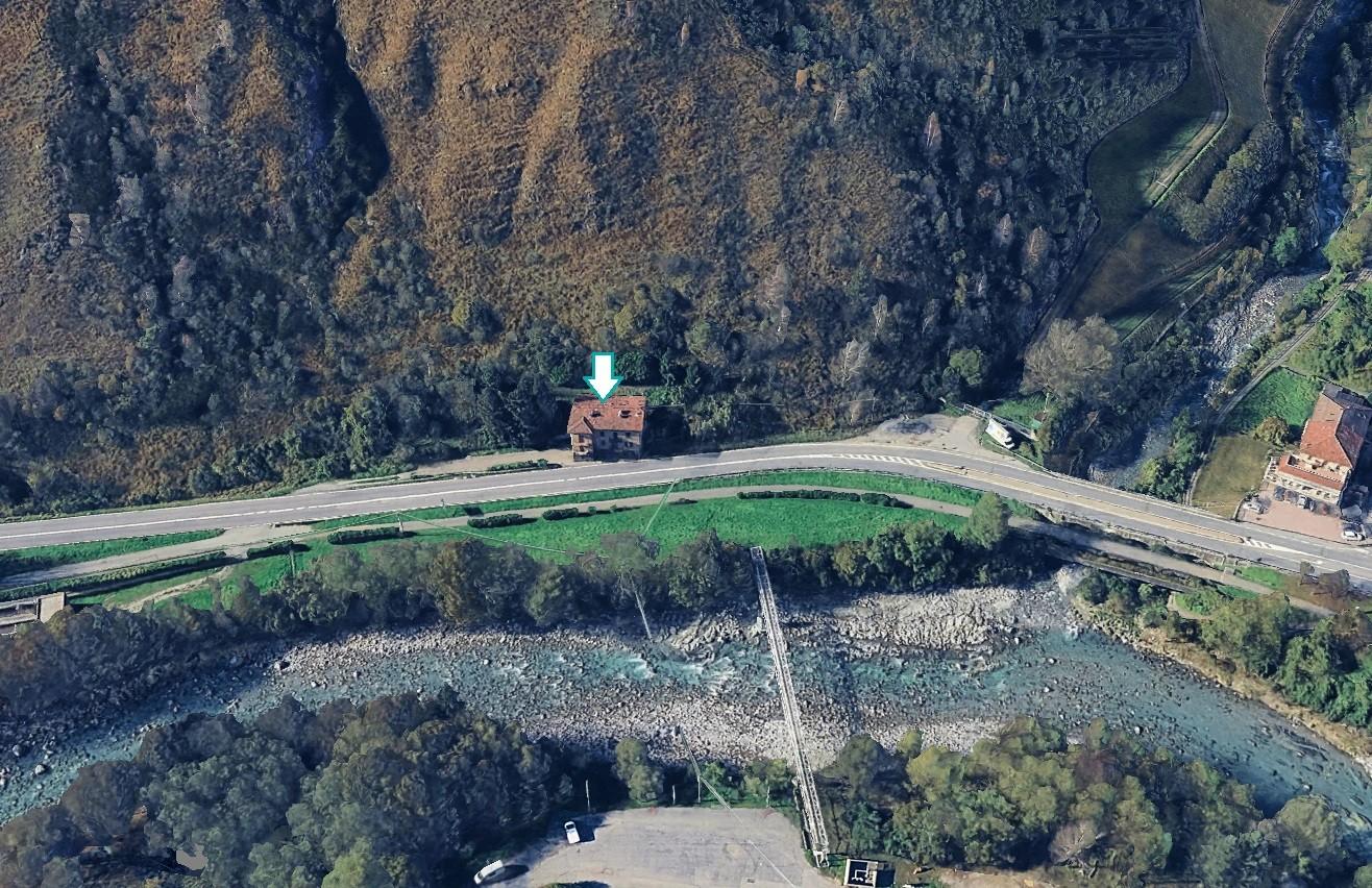 Quadrilocale da ristrutturare a Ponte Nossa
