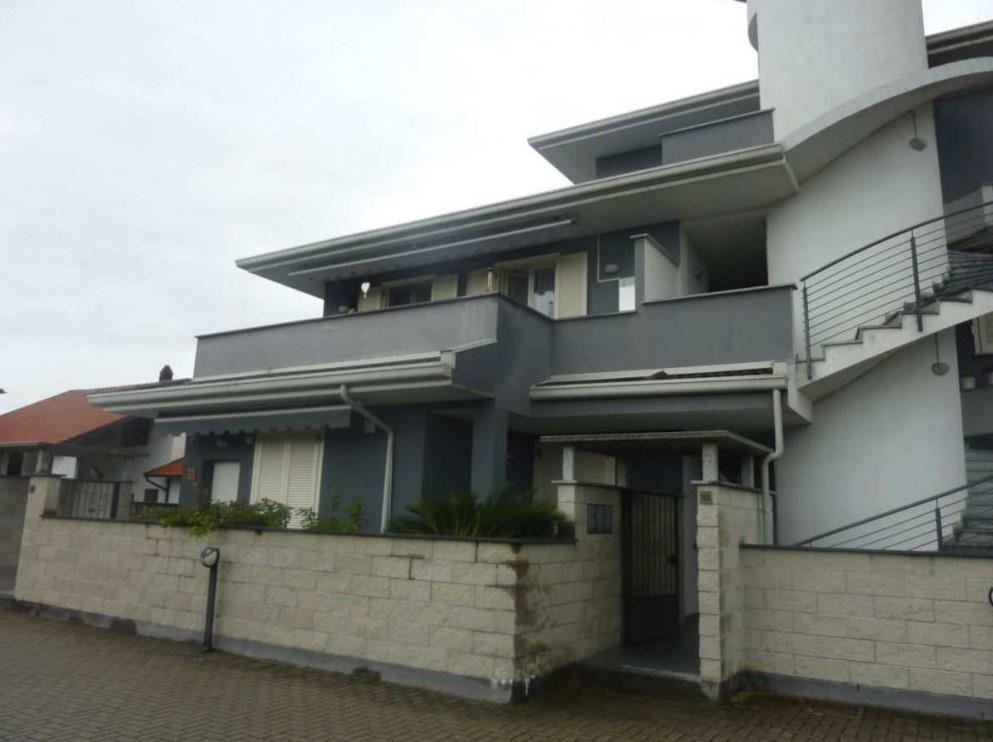 Trilocale in vendita a Gambol�