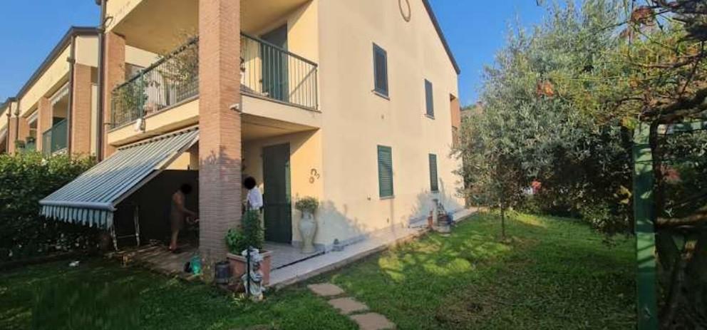 Quadrilocale in vendita a Lesmo
