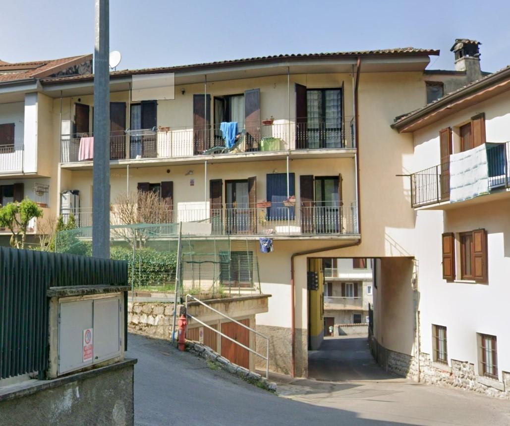 Quadrilocale in vendita a Pradalunga