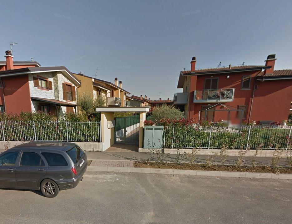 Quadrilocale in vendita a Roncello