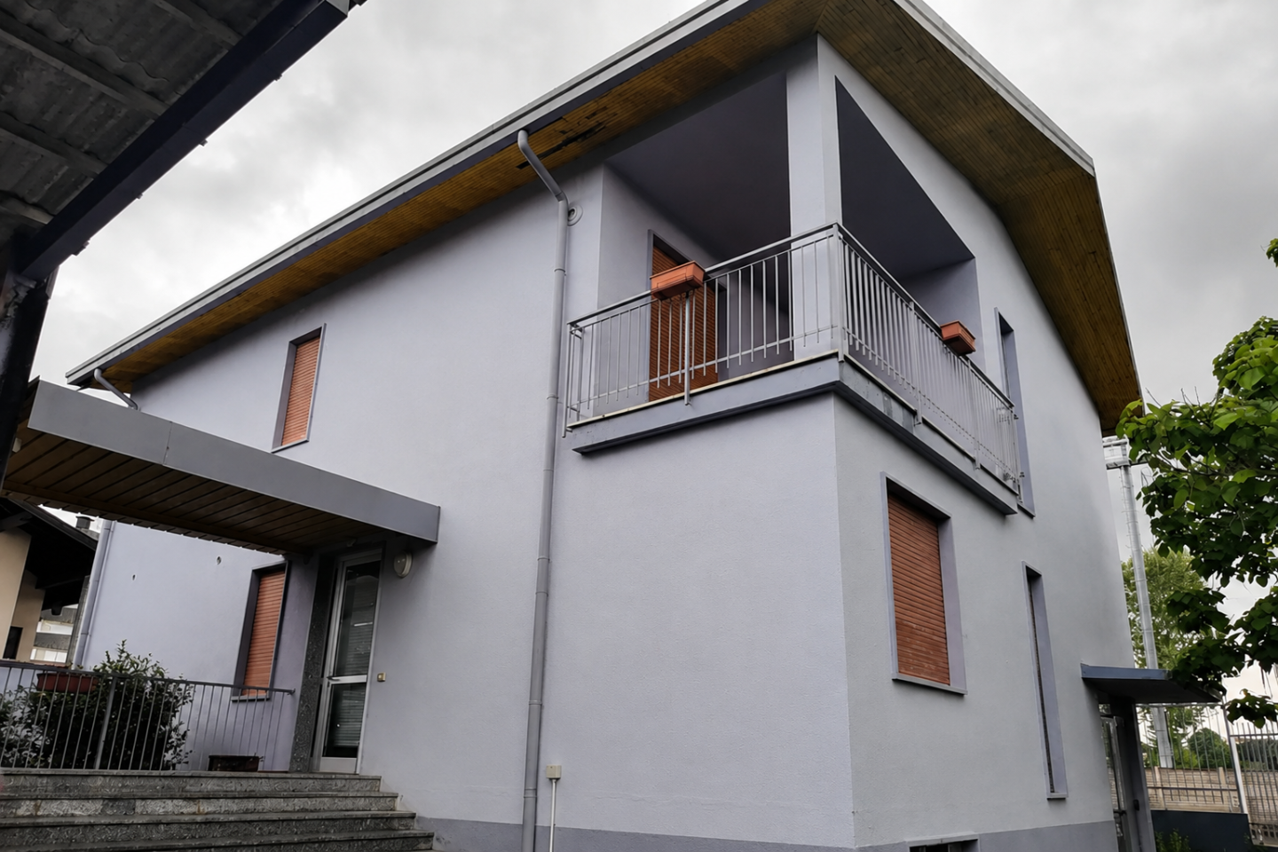 Capannone in vendita a Busto Arsizio