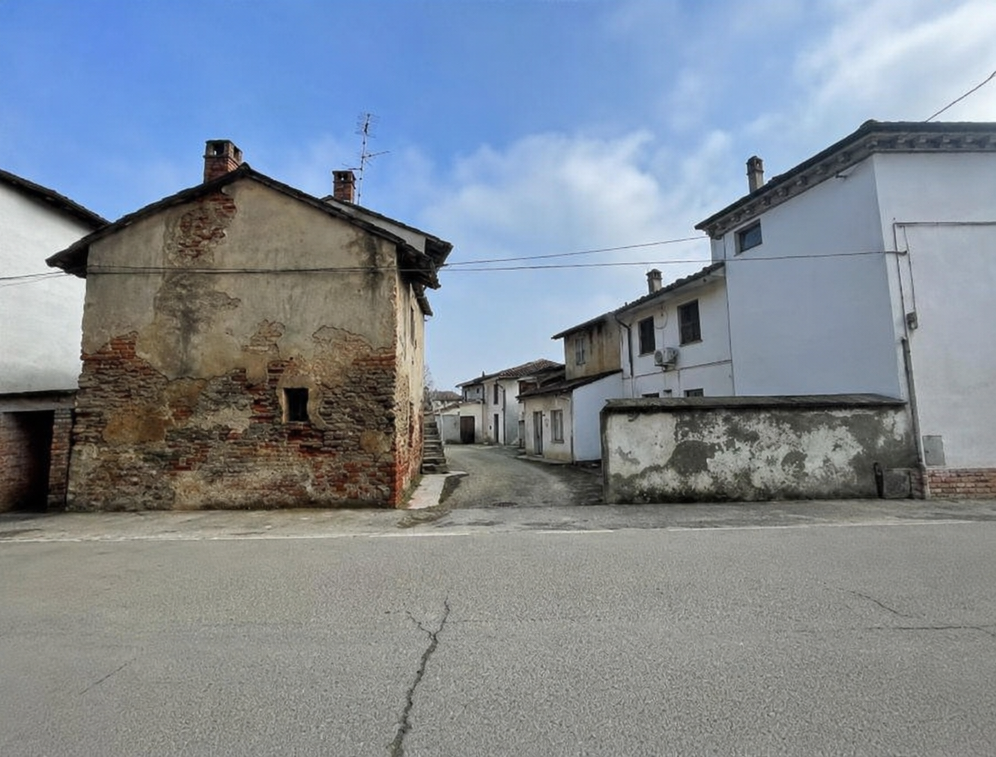Casa indipendente da ristrutturare a Sartirana Lomellina