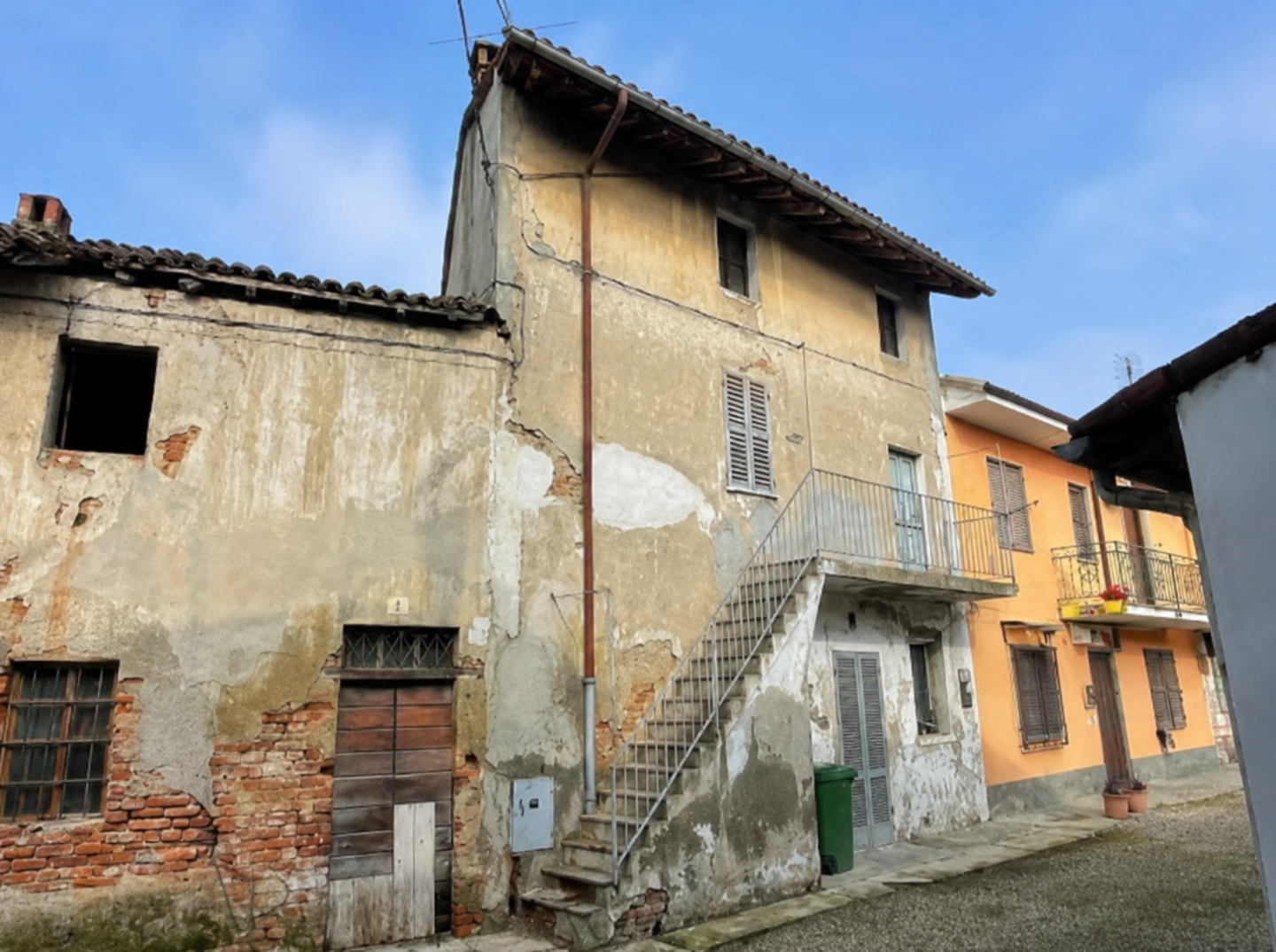 Casa indipendente da ristrutturare a Sartirana Lomellina