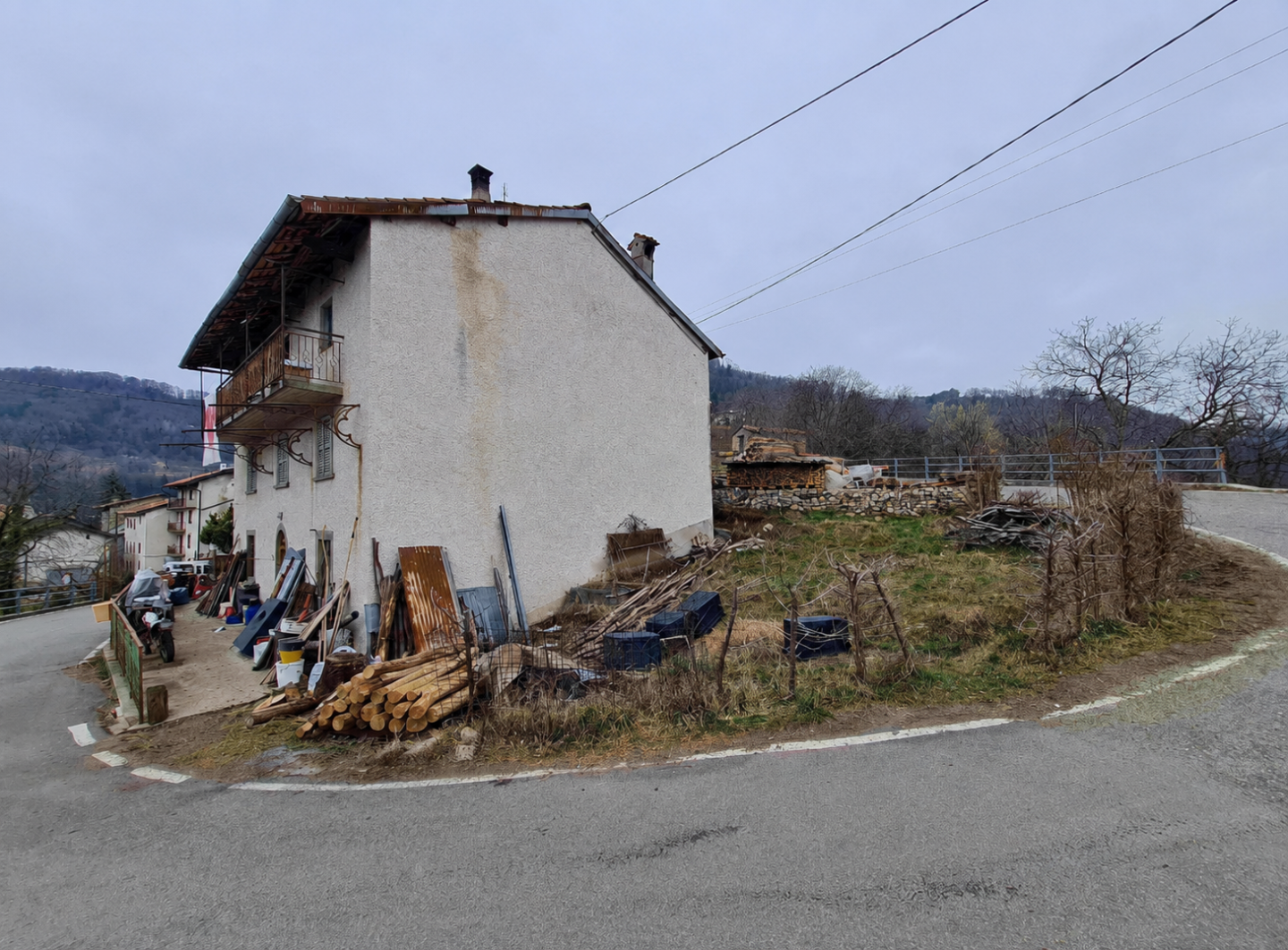 Casa indipendente da ristrutturare a Blello