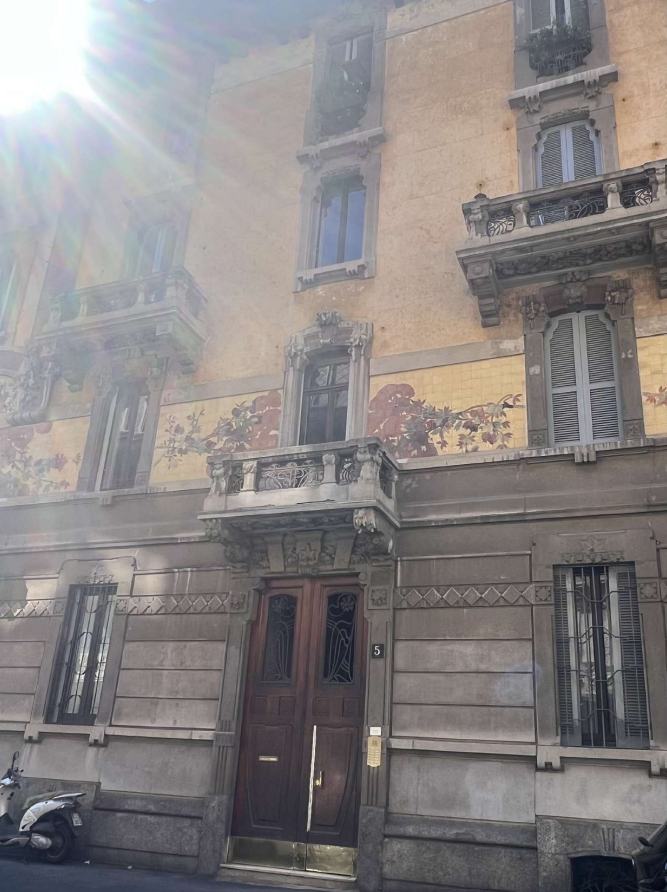 Quadrilocale da ristrutturare a Milano