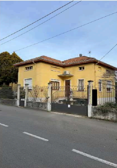 Casa indipendente con giardino a Lonate Pozzolo