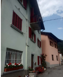Quadrilocale in vendita a Valtorta