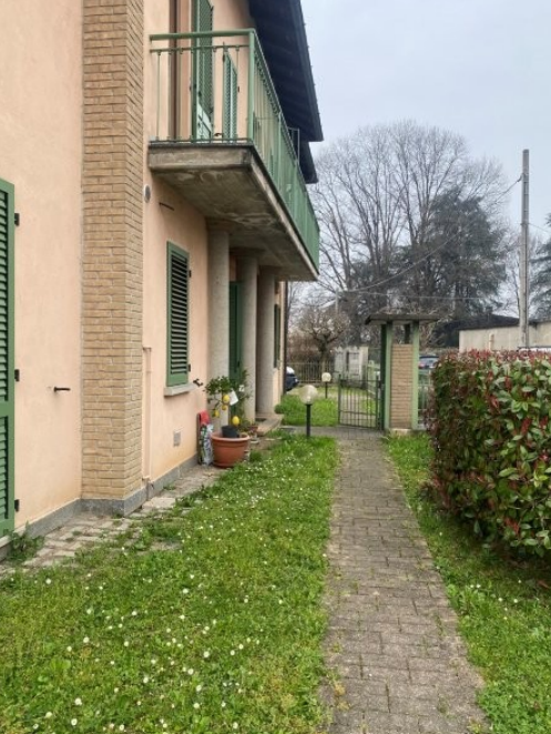 Appartamento in vendita a Cornate d'Adda