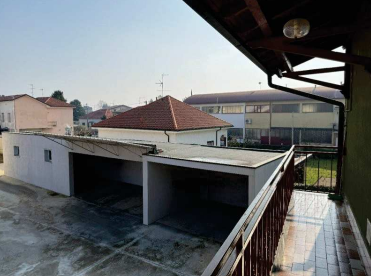Casa indipendente con giardino a Cornate d'Adda