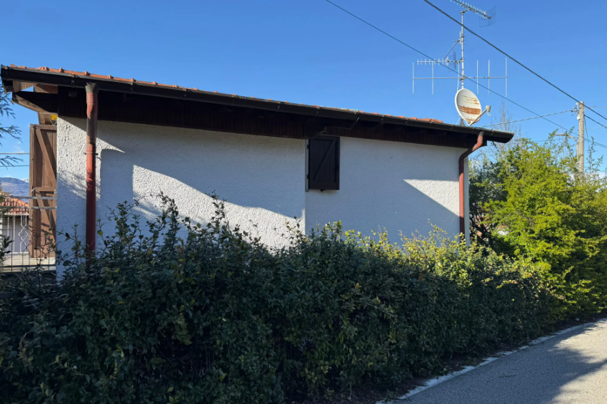 Villa in vendita a Castelveccana