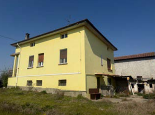 Villa con giardino a Broni