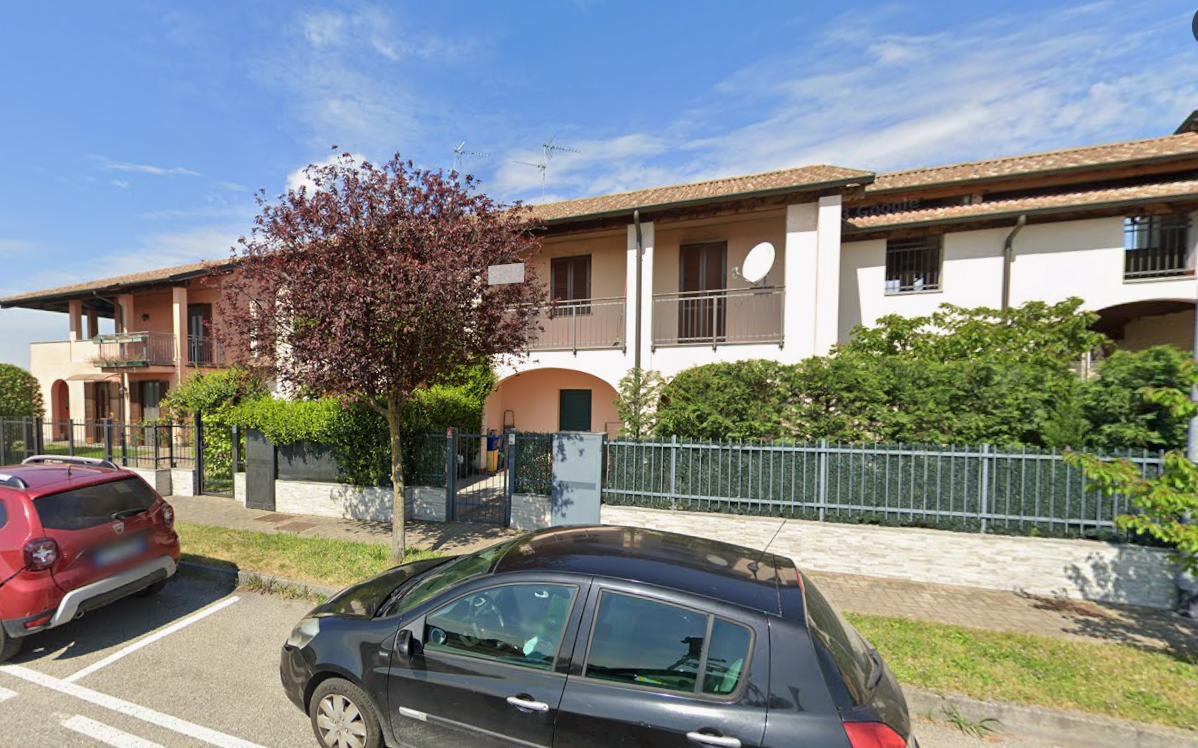 Villa con giardino a Marcignago