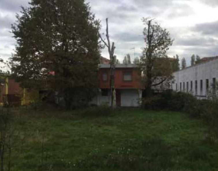 Capannone da ristrutturare a Casarile