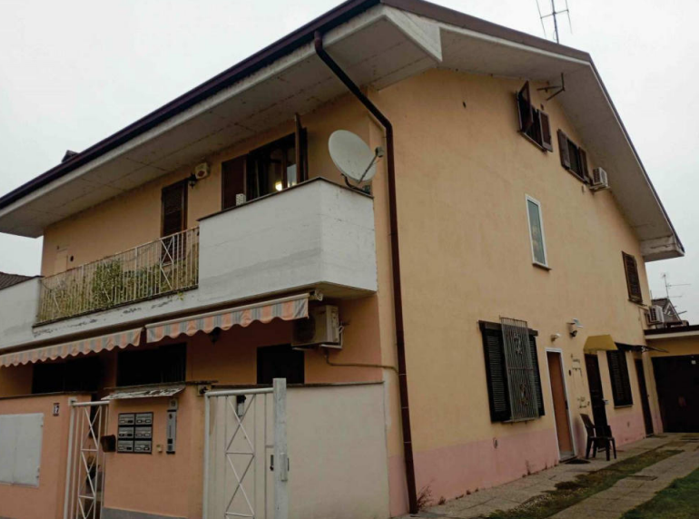 Trilocale da ristrutturare a Tromello