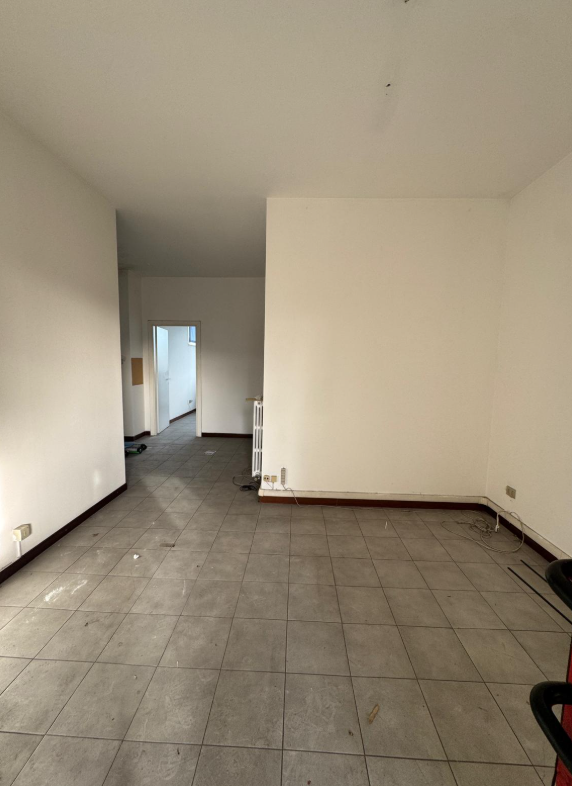 Ufficio in vendita a Desio