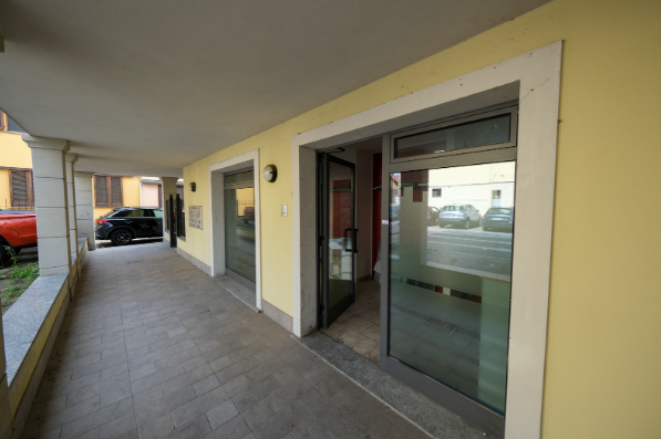 Ufficio in vendita a Arluno