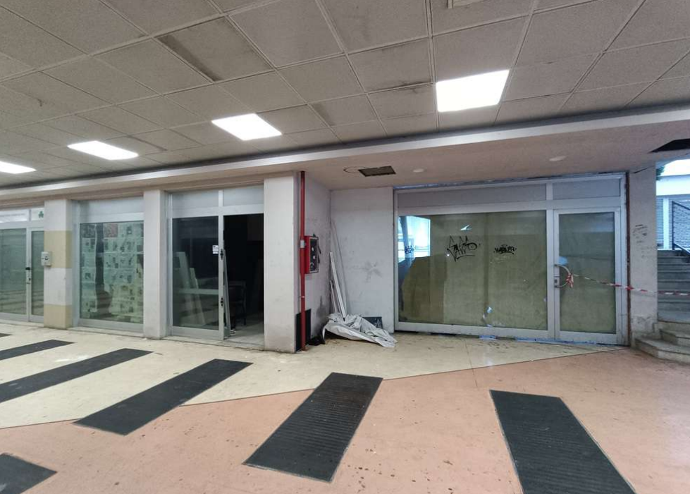 Negozio in vendita a Capriate San Gervasio