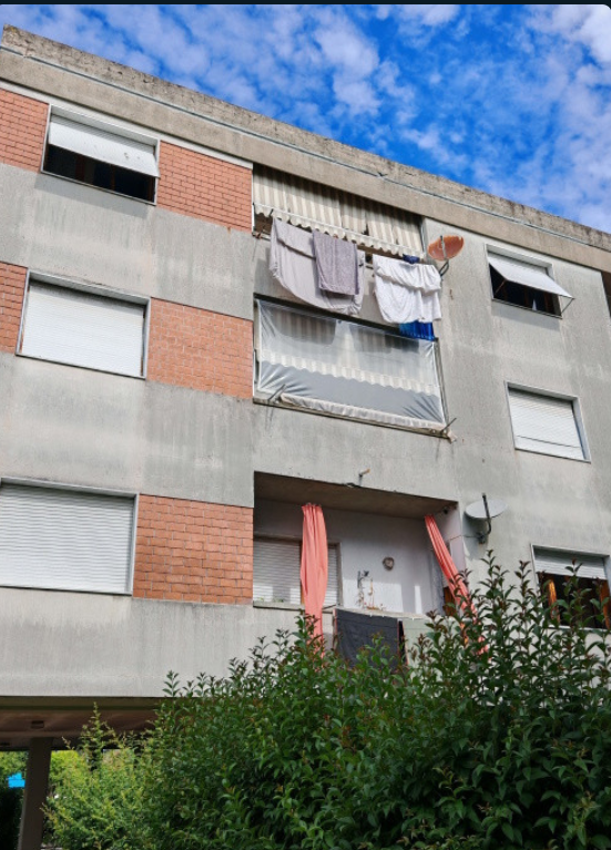 Appartamento da ristrutturare a Carrara
