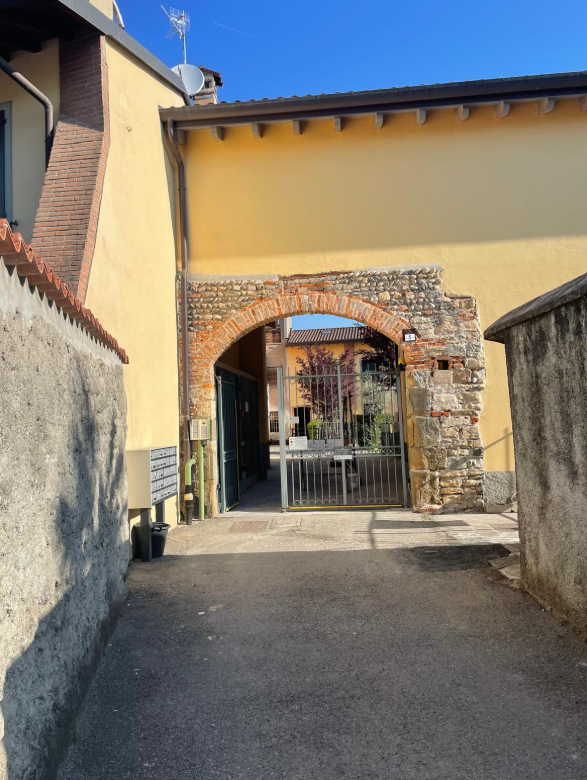 Appartamento con giardino a Stezzano