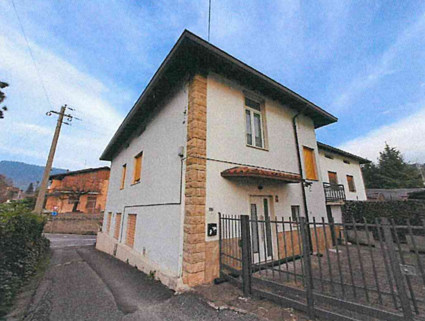 Villa da ristrutturare a Ponteranica